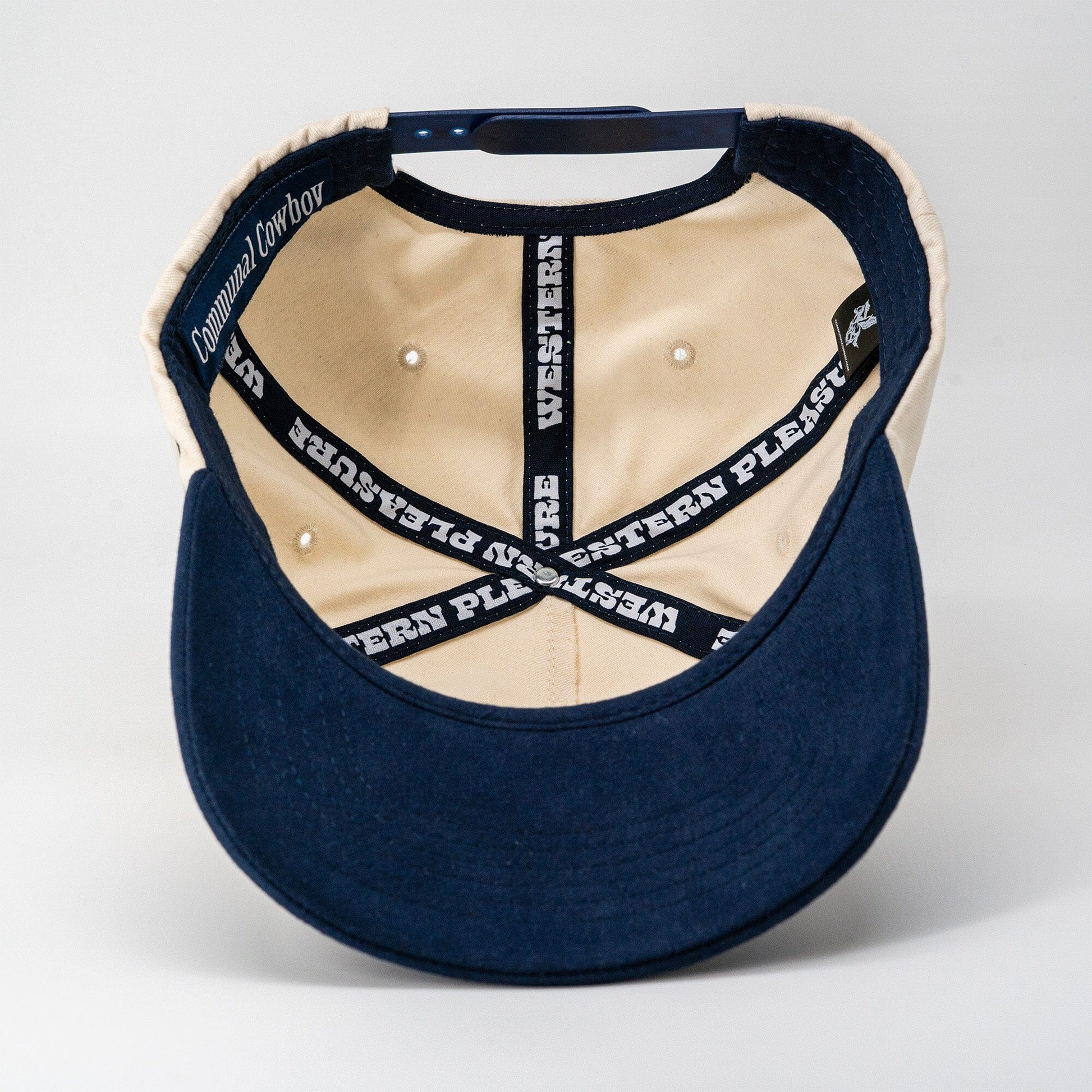 Dang Hat Communal Cowboy 